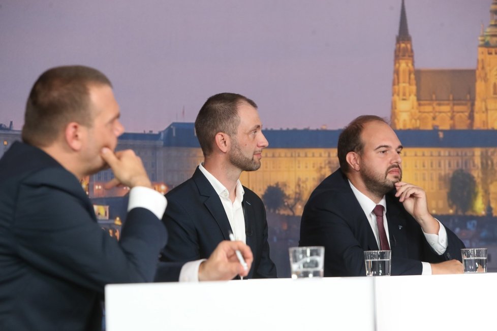 Předvolební debata Blesku o školství (14. 9. 2021): Zleva Martin Baxa (ODS), Jan Berki (STAN) a Lukáš Bartoň (Piráti)