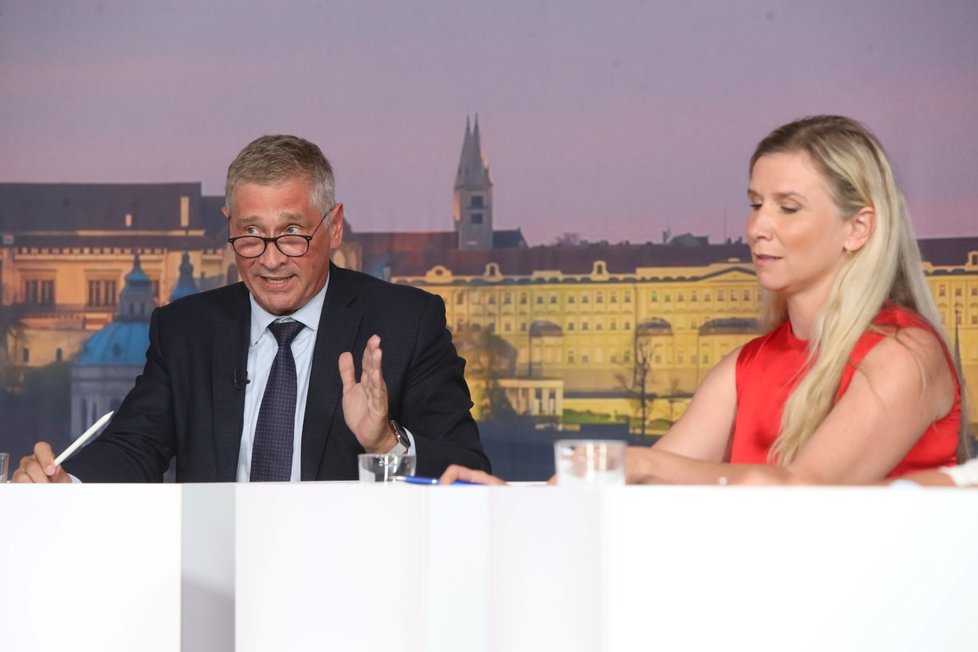 Předvolební debata Blesku o školství (14. 9. 2021): Ivo Vondrák (ANO), Kateřina Valachová (ČSSD)