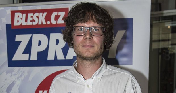 Tomáš Pajonk je dvojka kandidátky Svobodných a Soukromníků. V debatě nahradil původně pozvaného lídra Iva Valentu, který svou účast odřekl v den vysílání.