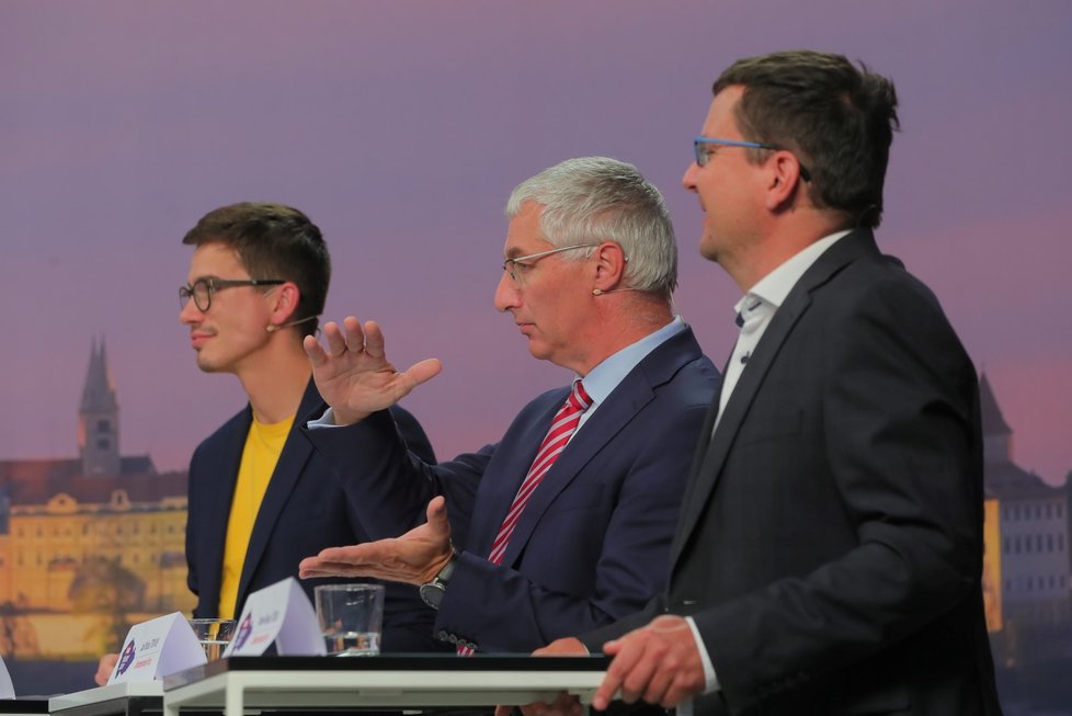 Krajská debata Blesk Zpráv o bydlení (22. 9. 2020): Zleva František Talíř (KDU-ČSL), Jan Vitula (TOP 09) a Marek Šlapal (ČSSD)