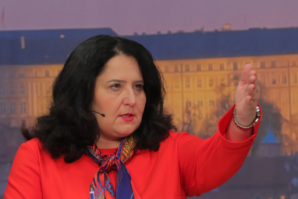 Debata Blesku o penzích a sociálních službách (29. 9. 2020): Jaroslava Němcová (ANO)