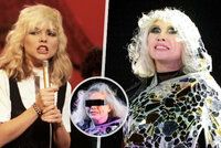 Debbie Harry (77) na koncertě šokovala hladkou tvářičkou: Dobré geny, nebo dobrý doktor?!
