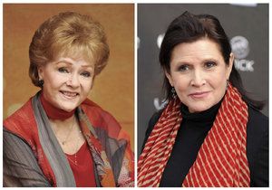 Debbie Reynolds i její dcera Carrie Fisher byly obě slavné herečky.