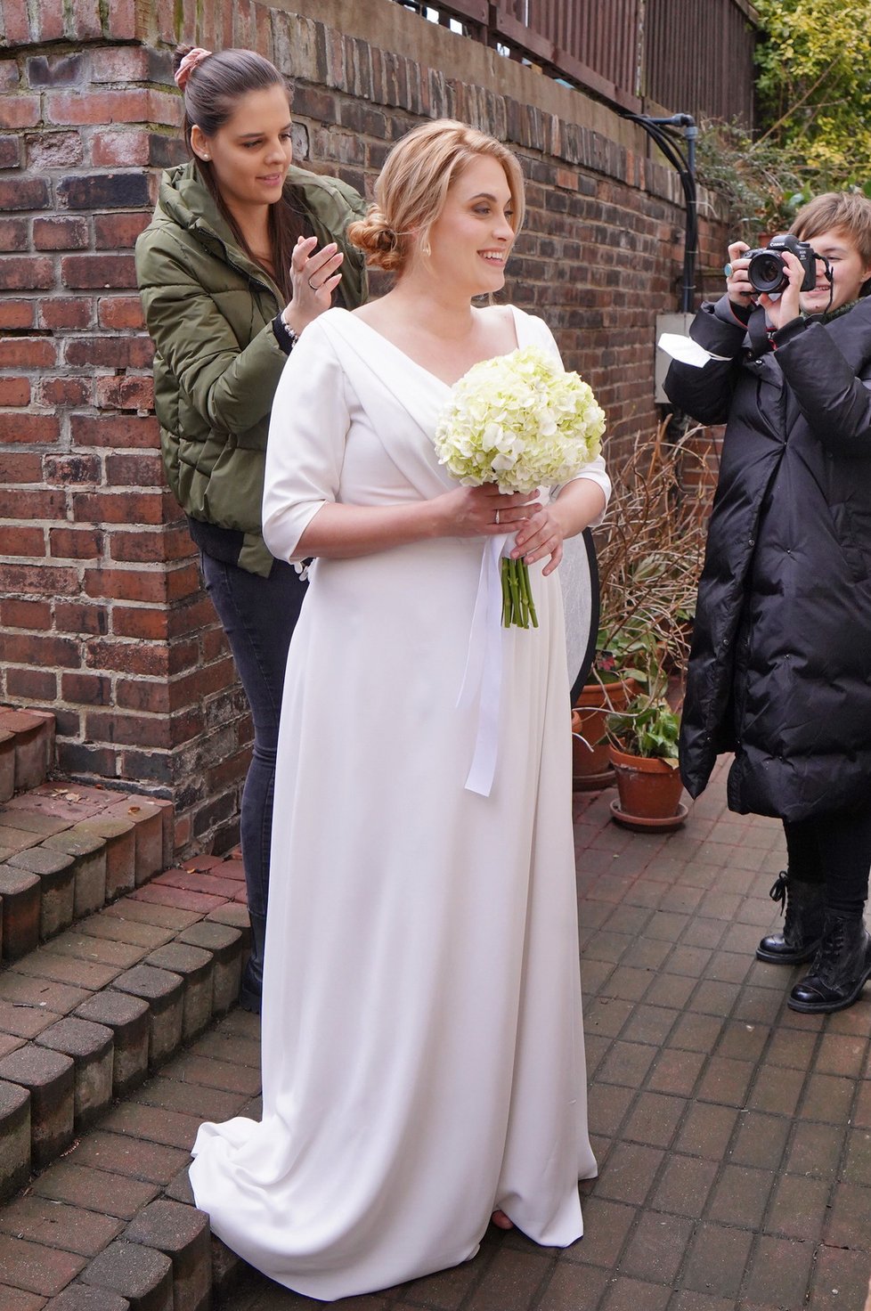 Natálie Debnárová při focení svatebních šatů