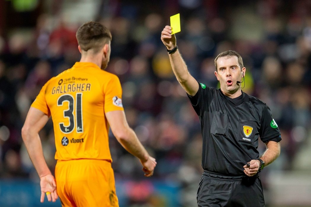 Pořízek Decian Gallagher nejde pro ránu daleko