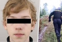 Dramatické video ze zatčení Daniela (16) z Děčínska: Dva mladíky policie obvinila z loupeže