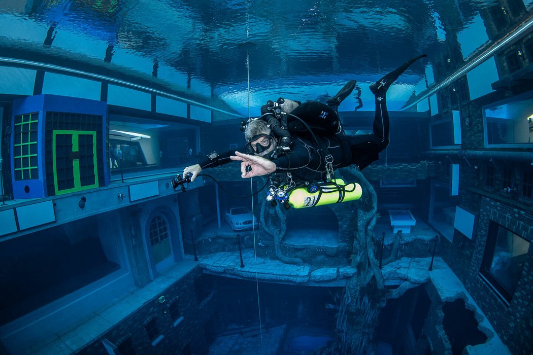 Deep Dive Dubai