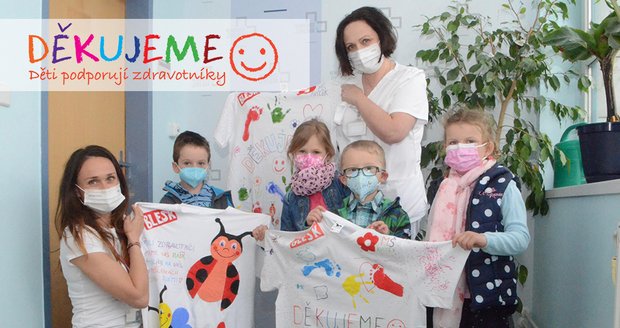 Děti z mateřské školy přišly poděkovat do jihlavské nemocnice.