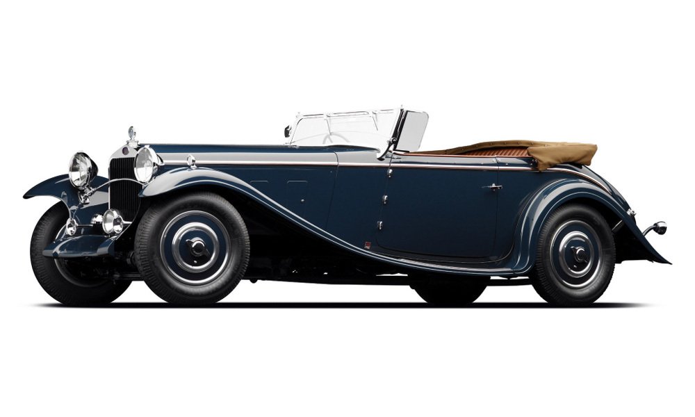 Elegantní kabriolet Delage D8 SS s karoserií Chapron pochází z roku 1932.