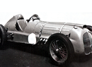 Monopost Delahaye 155, postavený v jediném exempláři a určený pro závody Grand Prix měl rovněž motor V12.