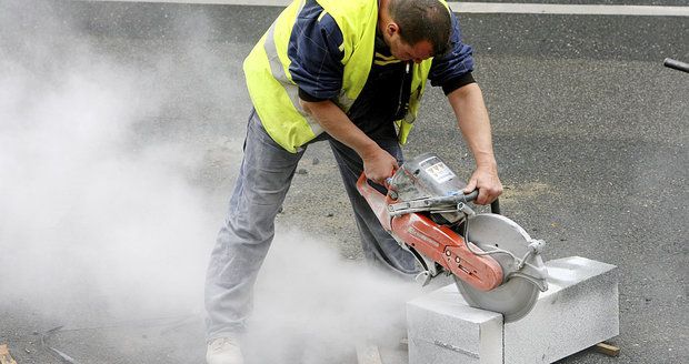 Slovenské pracovní agentury začaly po zpřísnění pravidel podnikání obcházet slovenské zákony. (Ilustrační foto)