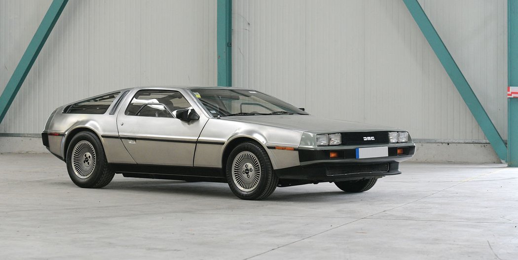 DeLorean DMC-12 (1981)