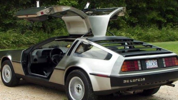 DeLorean DMC-12