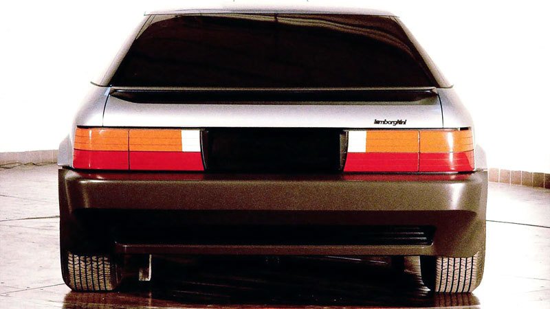 DeLorean DMC-24/Lamborghini Marco Polo