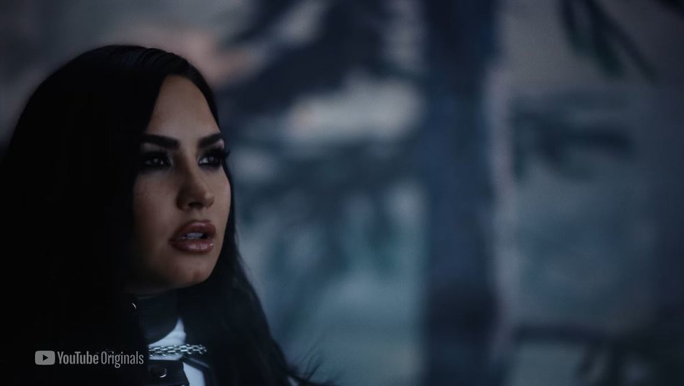 Demi Lovato v dokumentu Dancing with the Devil