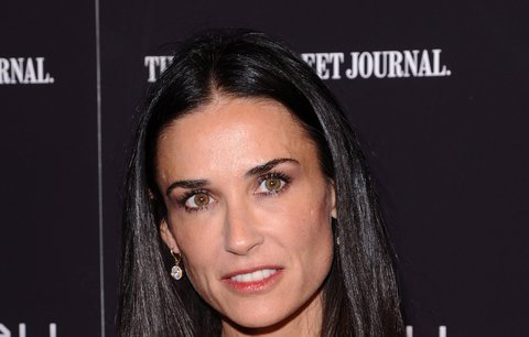 Demi Moore před zhroucením: Další zajíček jí dal kopačky!