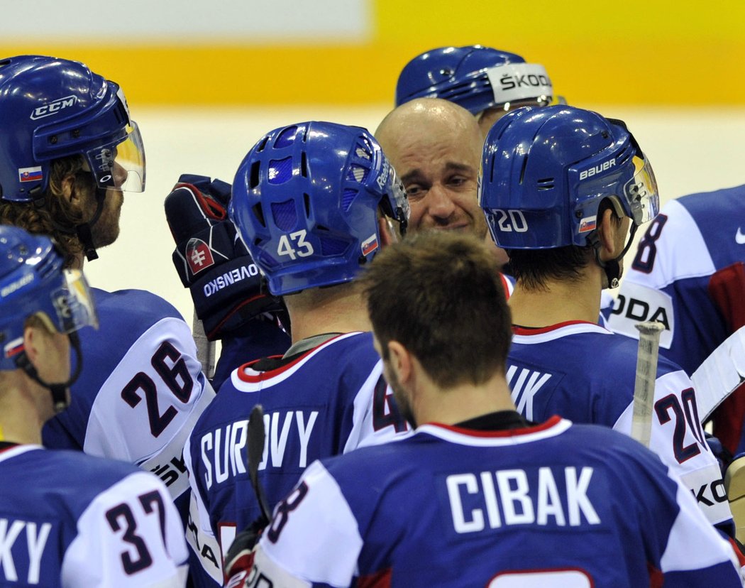 Pavol Demitra prožil emotivní rozlučku se slovenskými fanoušky.