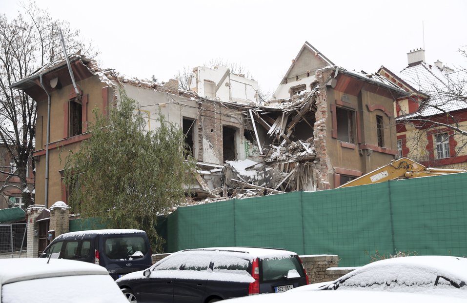 Likvidaci památkově chráněného domu na Vinohradech se podařilo zabránit na poslední chvíli.