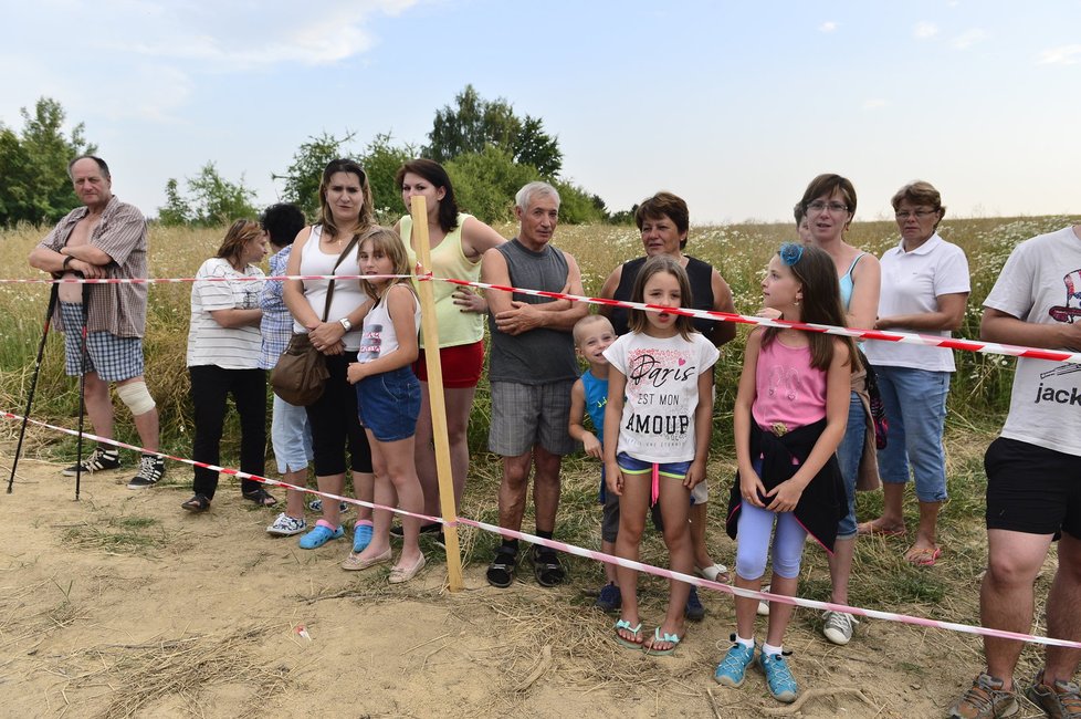 Zahájení demolice dálničního mostu na D1.