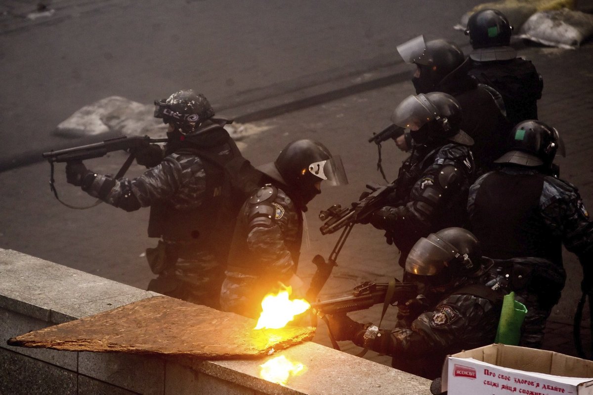 Demonstrace na Ukrajině si vyžádaly mnoho lidských životů.