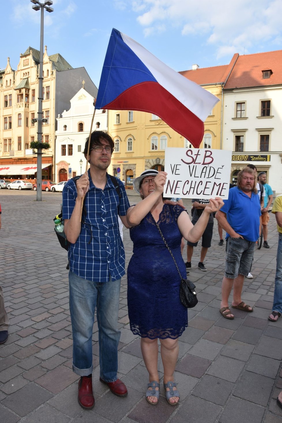 Demonstrace proti Andreji Babišovi a komunistům v Plzni (5.6.2018)