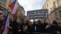 Demonstrace Bloku proti islámu na pražské Albertově za účasti prezidenta Miloše Zemana
