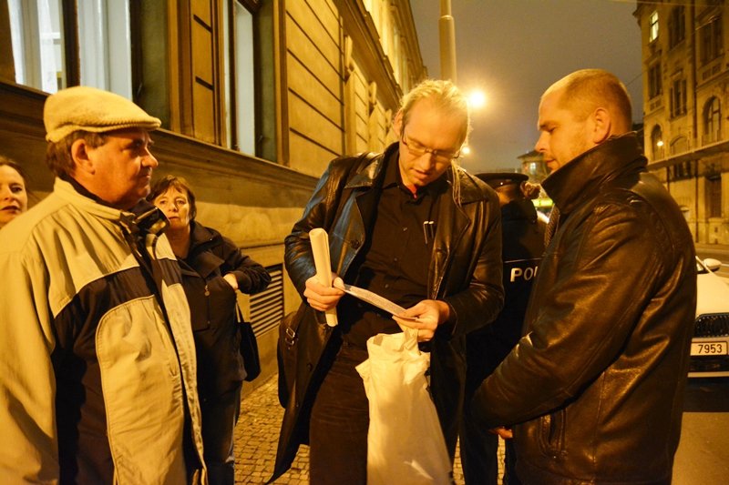 Protest vedl jako vždy mluvčí iniciativy Moje Písnice Ondřej Václavík.