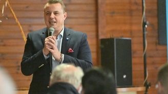 Martin Bartkovský: Rajchl v Děčíně přiznal, že nechce z EU ani blokádu budov. Kolem Strakovky udělá řetěz