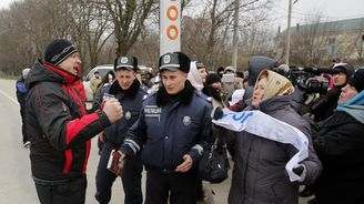 Ruská policie dělá razie u krymských Tatarů