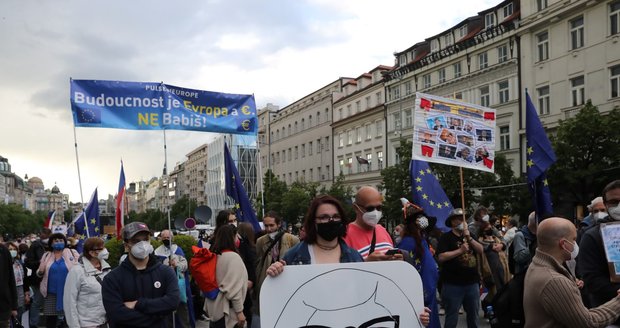Demonstrace Milionu chvilek pro demokracii v Praze (20. 5. 2021)