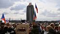 Demonstrace Milionu chvilek na pražské Letné Demonstrace Milionu chvilek na pražské Letné