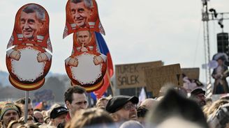 Úspěch Letné a čtyři roky protivládních protestů. Dnes jsou podle Macinky ohrožením demokracie Úspěch Letné a čtyři roky protivládních protestů. Dnes jsou podle Macinky ohrožením demokracie