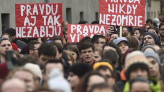 V Bratislavě proběhla největší demonstrace od revoluce. Slováci chtějí novou vládu