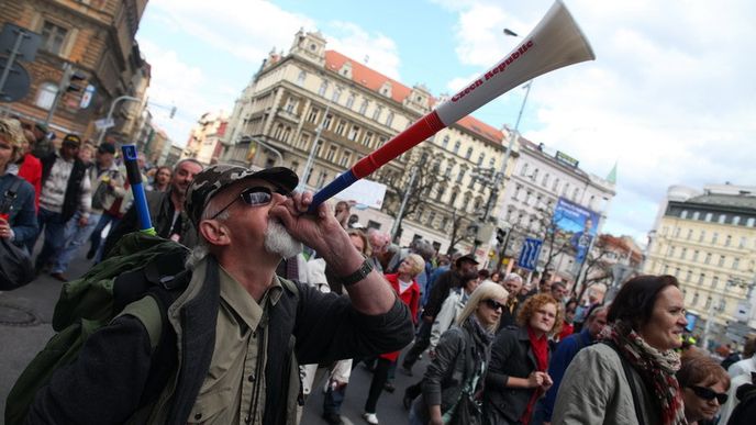 Demonstrace odborářů na pražském Václavském náměstí