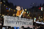 Spojení mezi ODS a ČSSD považovali demonstranti za tunelování Prahy