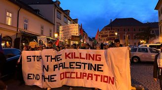Nedůvěra, strach a naštvání: V Praze se konala třetí demonstrace na podporu Palestiny 