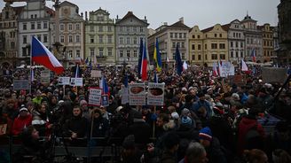 „Nejste v tom sami!“ Milion chvilek ukončil Babišův klid na práci, tlak na vládu nepoleví „Nejste v tom sami!“ Milion chvilek ukončil Babišův klid na práci, tlak na vládu nepoleví