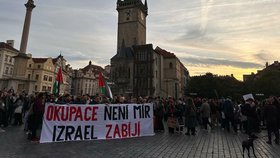 Okupace není mír! Hlásají podporovatelé Palestiny, sešli se na Staroměstském náměstí