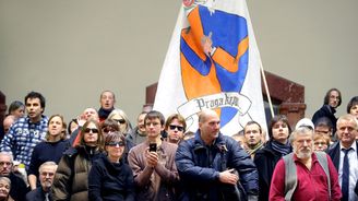 Demonstrace na pražské radnici: Listopadová krize na pokračování