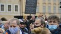 Dnešní demonstrace v centru Prahy proti vládním opatřením