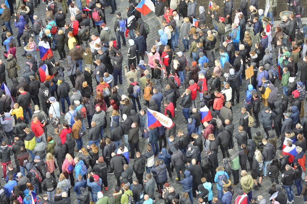 Demonstrace v centru Prahy proti vládním opatřením