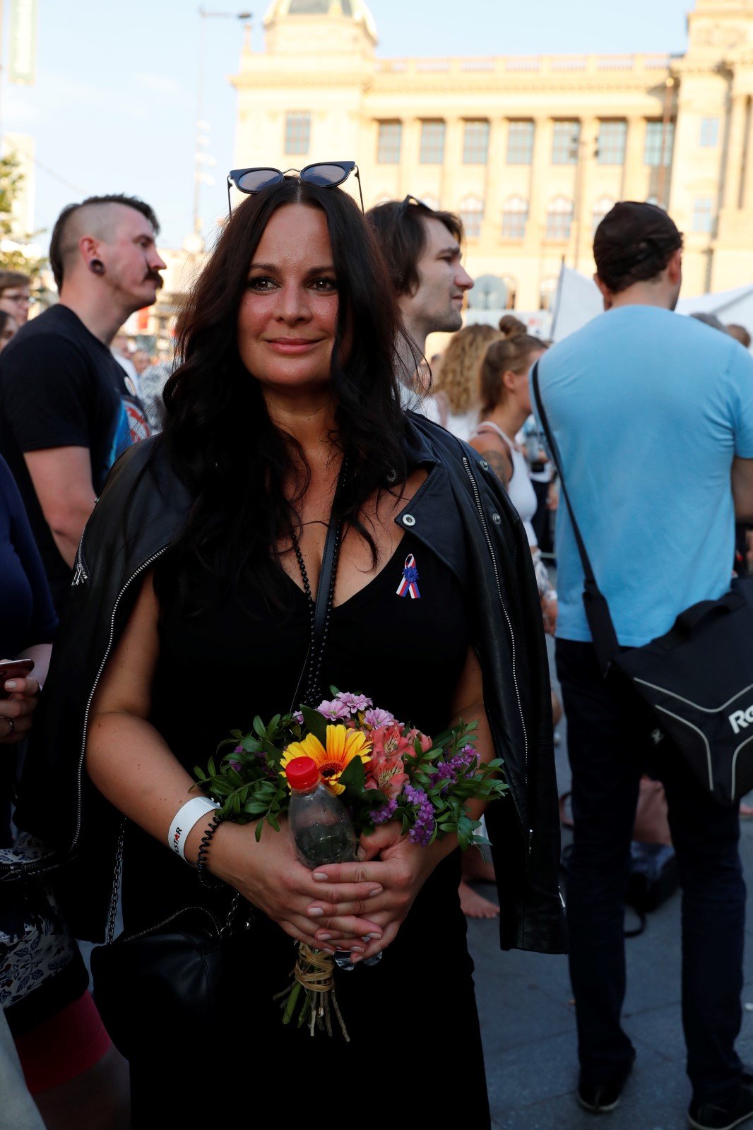 Herečka Jitka Čvančarová během demonstrace proti premiéru Andreji Babišovi a ministryni spravedlnosti Marii Benešové, které se podle odhadů organizátorů účastnilo asi 120 tisíc lidí. (4.6.2019)