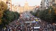 Demonstrace proti premiéru Andreji Babišovi a ministryni spravedlnosti Marii Benešové se podle odhadů organizátorů účastnilo asi 120 tisíc lidí. (4.6.2019)