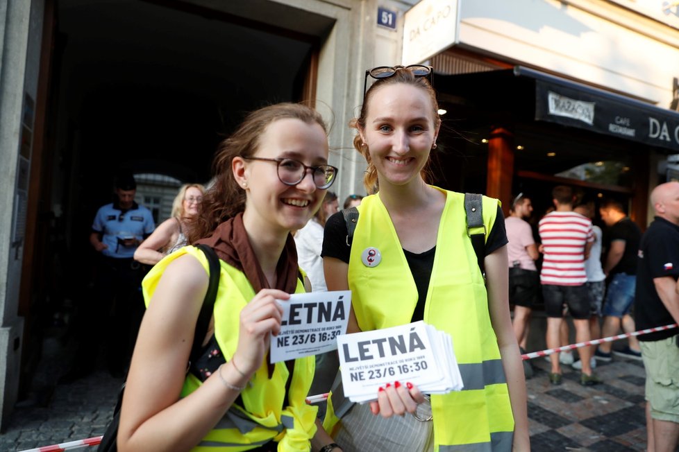 Demonstrace na Václavském náměstí (4. 6. 2019)