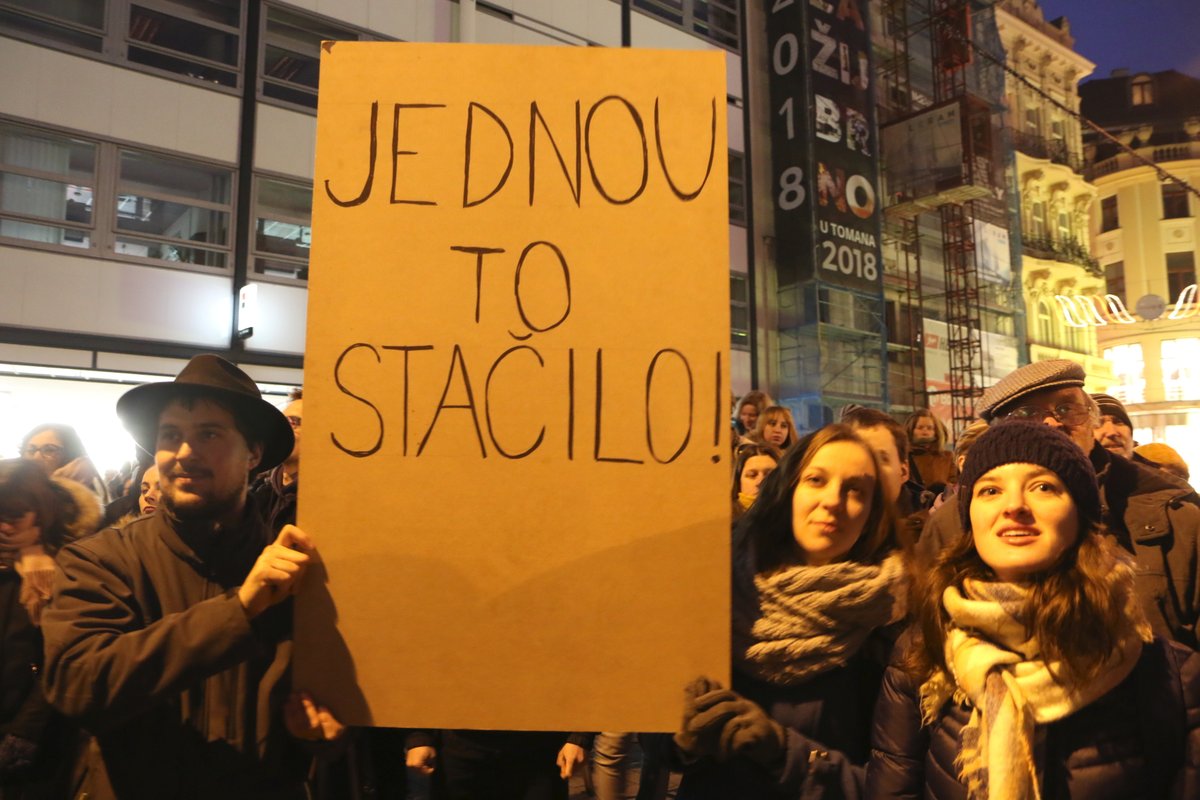 Demonstrace &#34;Ne Ondráčkovi do čela komise pro GIBS&#34; v Brně.