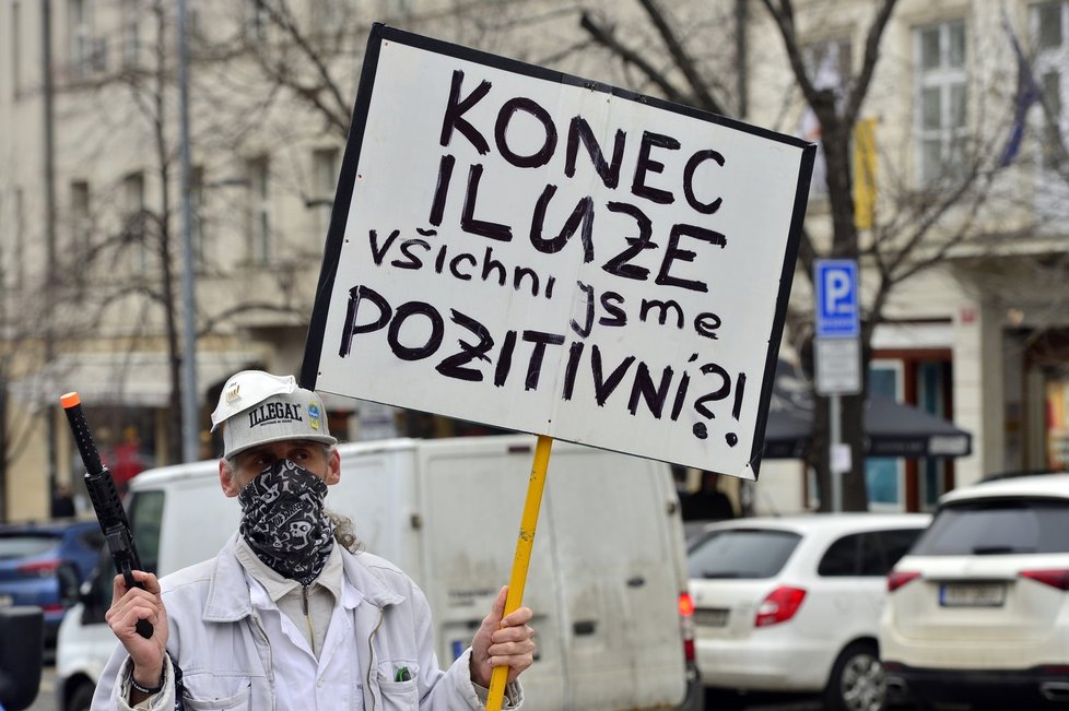 Druhá protivládní demonstrace na Václavském náměstí s názvem Jsme lidi, nás nevypnete!