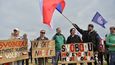 Protivládní prvomájová demonstrace na pražské Letné