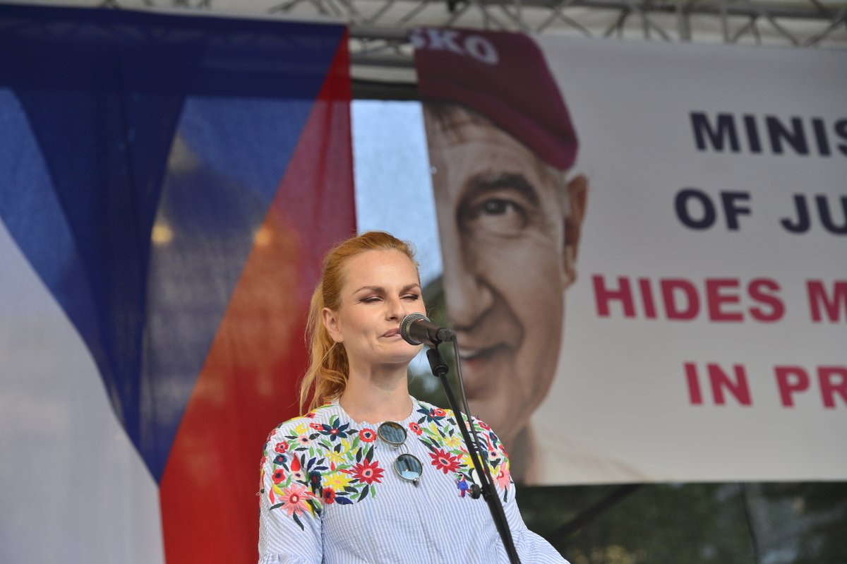 Pátá protivládní demonstrace v řade. 120 tisíc lidí žádalo demisi premiéra Babiše