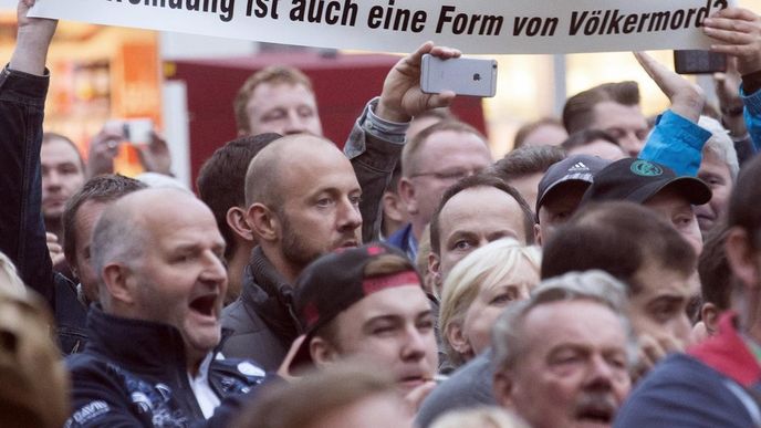 demonstrace proti imigraci v Německu