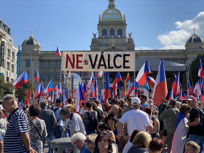 Demonstrace Česko proti vládě. Václavské náměstí 16. 9. 2023 